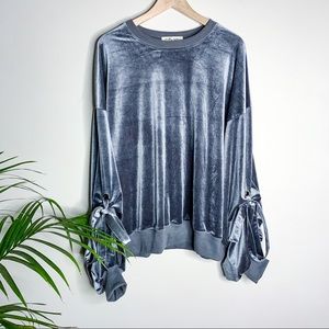 MOLLY GREEN OVERSIZED VELVET SWEATSHIRT PULLOVER